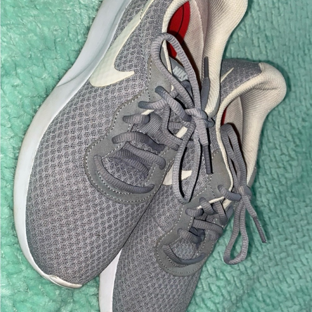 Nike Gray and White Sneakers Lightweight Breathable Design